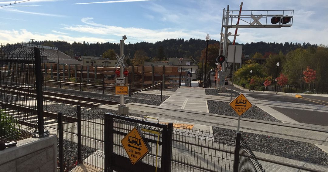 TriMet warning bells crossing