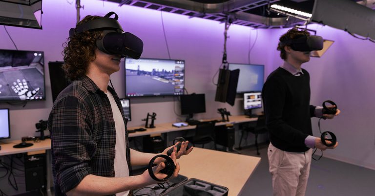 UO Allen Hall Experience Hub Virtual Reality Lab